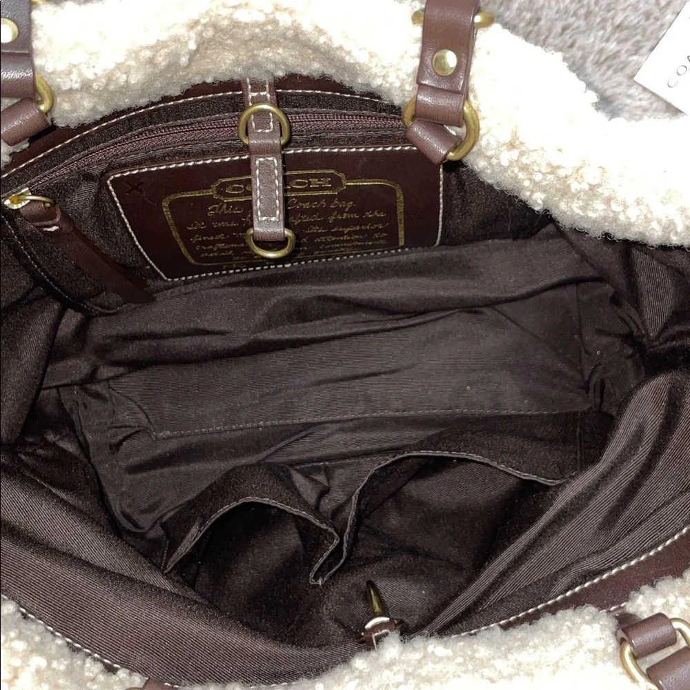 NWT Vintage Coach Signature Stripe Shearling Tote - Picture 7 of 11